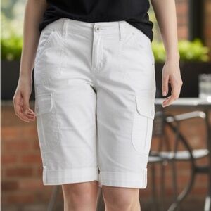 Chico's White Elastic Waist Cargo Shorts Ultimate Fit NWT SZ 2.5/14/Large